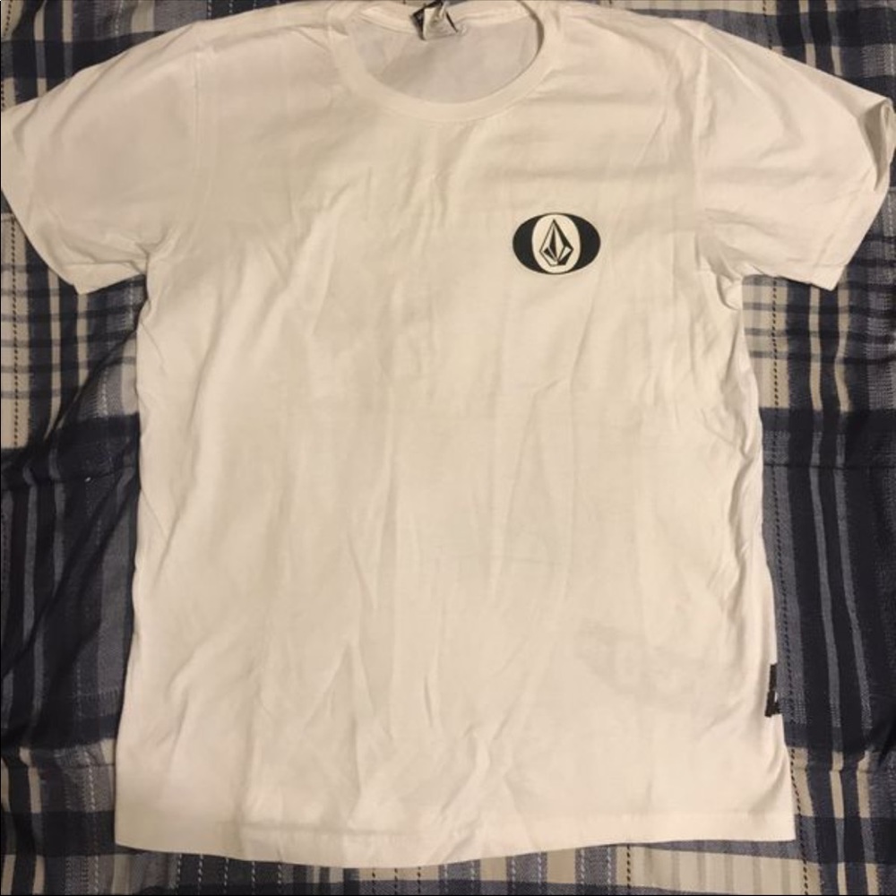 Volcom - Picture 2 of 4